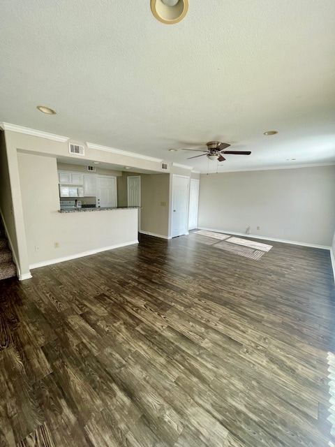 Building Photo - 2527 Pascal Ct