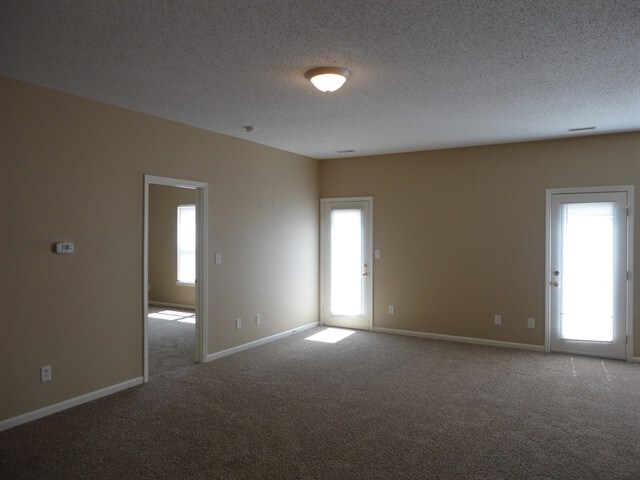 Building Photo - 9931 Lakefield Ln