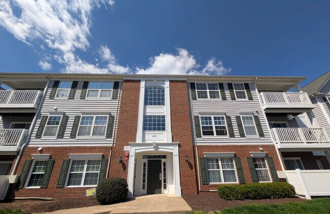 Foto del edificio - Bright Townhome Living in Convenient Leesburg Location