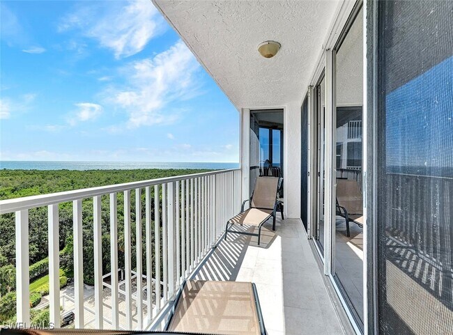 Building Photo - 6361 Pelican Bay Blvd