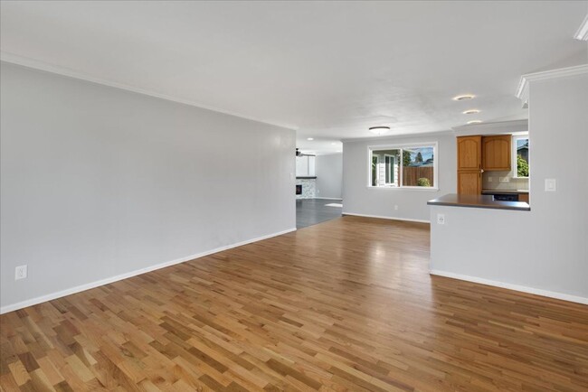 Building Photo - 3Bd/2Ba Renton House