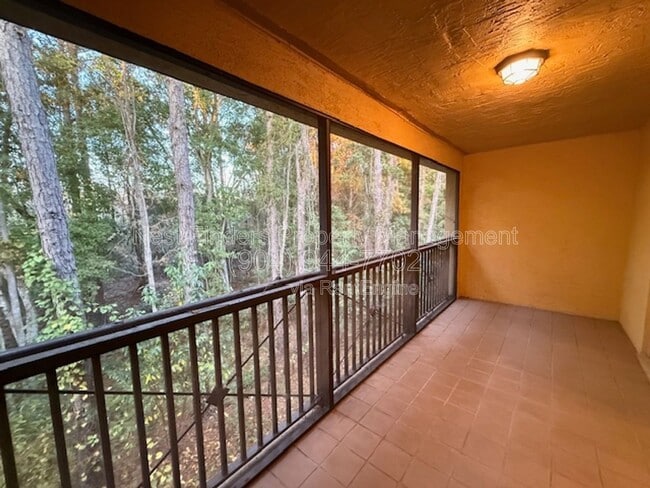 Foto del edificio - 9745 Touchton Rd