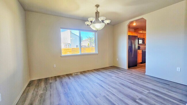 Foto del edificio - Beautiful 5 bed 2.5 Bath Home in Renton Highlands