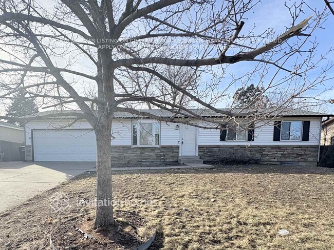 Building Photo - 2881 S Olathe Ct