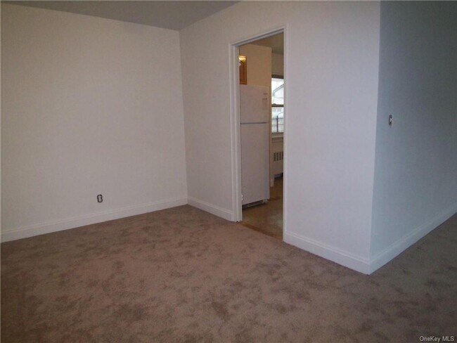 Building Photo - 66 Beaumont Cir