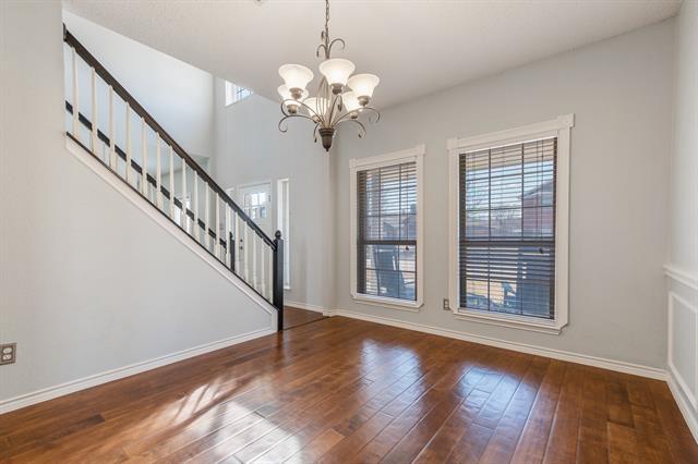 Building Photo - 1415 Normandy Ln