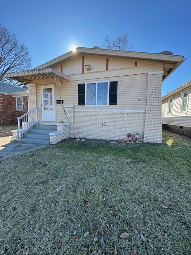 Primary Photo - 14 West Tennessee Street, Evansville, Indi...