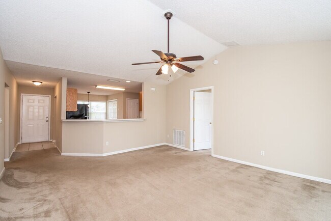 Building Photo - 3518 Brangus Ct