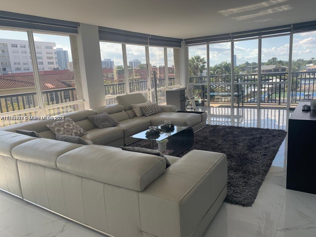 Primary Photo - 2049 S Ocean Dr