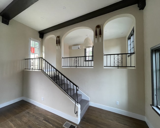 Building Photo - 3608 Wilshire Terrace