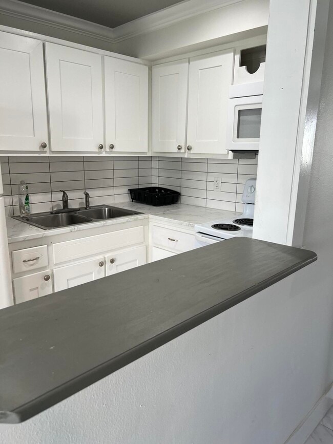 Foto del edificio - 131 Shore Ct