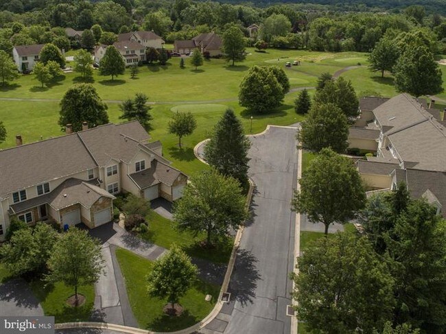 Golf View - 147 Gleneagles Dr
