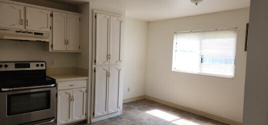 Foto del edificio - 6673 W Denton Ln