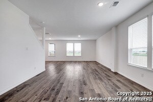 Foto del edificio - 1648 Viola Ln