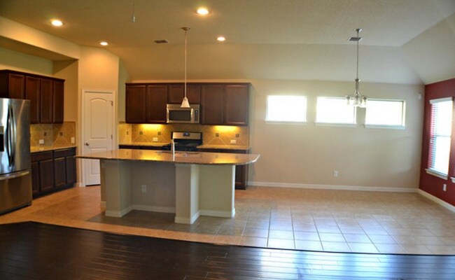 Building Photo - 12822 Gordons Haven