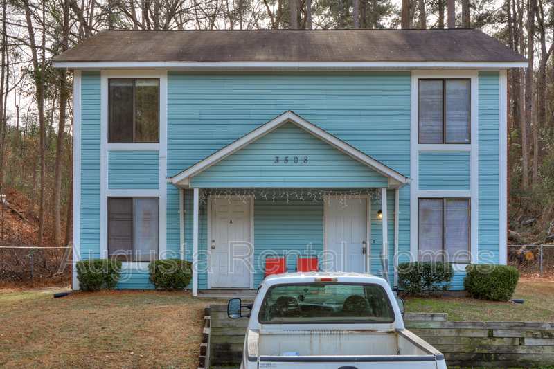 Primary Photo - 3508 Woodlake Rd