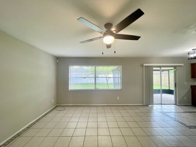 Building Photo - Cute 2/2 Home in SouthEast Orlando by Rio ...