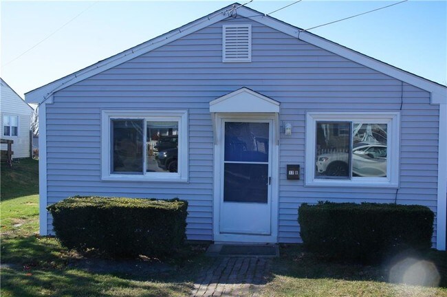 Foto del edificio - 17 Ludlow Rd