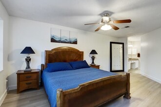 Building Photo - 6819 Yardley Dr