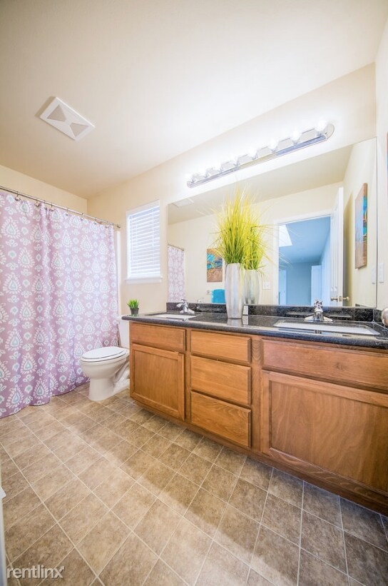 Foto del edificio - 16124 Parkside Way SE