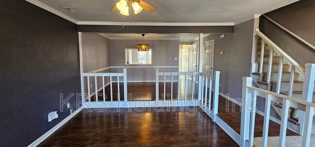 Building Photo - 4504 Marlwood Way
