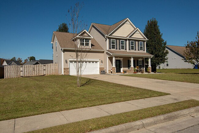 Foto del edificio - 218 Maidstone Dr