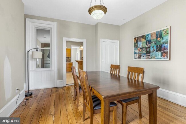 Foto del edificio - 4703 Sheldon St