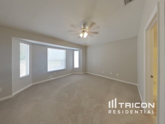Building Photo - 1404 Marsh Wood Dr