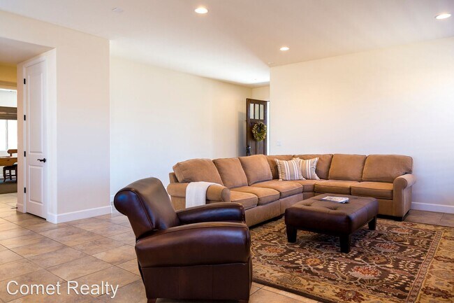 Foto del edificio - 4 br, 3 bath House - 875 Sage Crest Dr