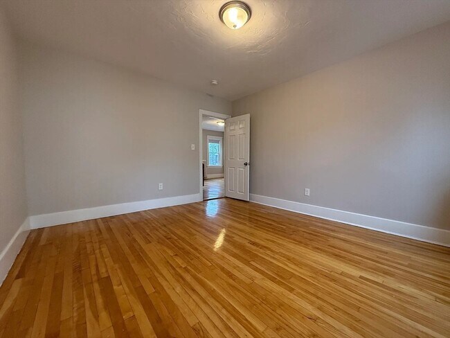 Foto del edificio - 1301 Main St