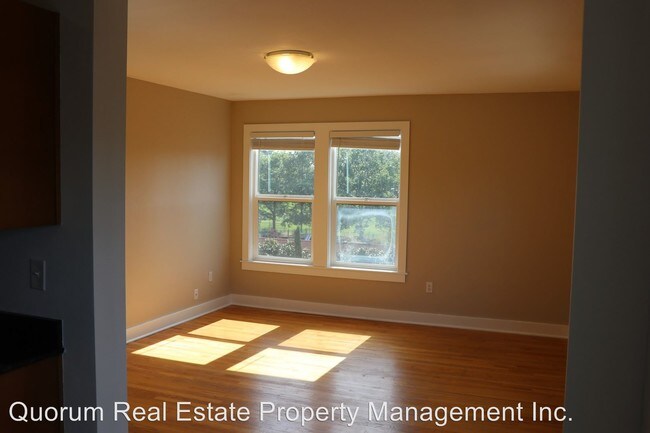 Building Photo - 2 br, 1 bath House - 715 - 24th Ave #305