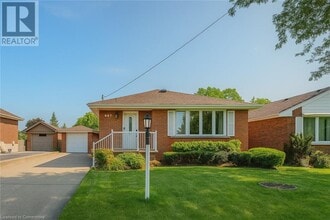 Building Photo - 967 Mohawk Rd E