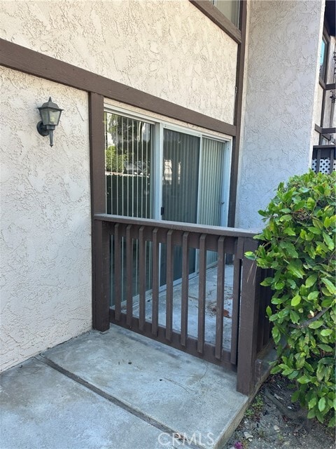 Building Photo - 318 Miraleste Dr