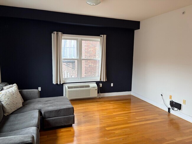 Foto del edificio - 5501 Hudson Ave