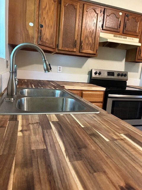 Kitchen - 683 W 600 S