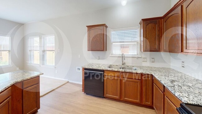 Building Photo - 4019 Houston Dr