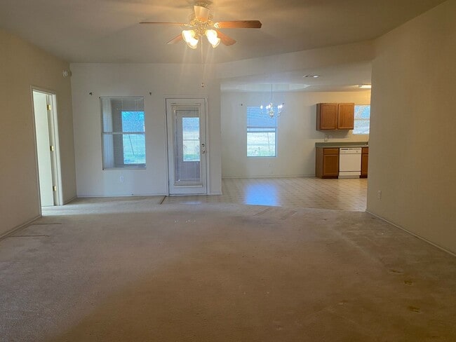 Building Photo - 3 BEDROOM BELTON ISD