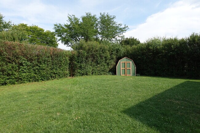 Foto del edificio - 1259 Knollwood Cir