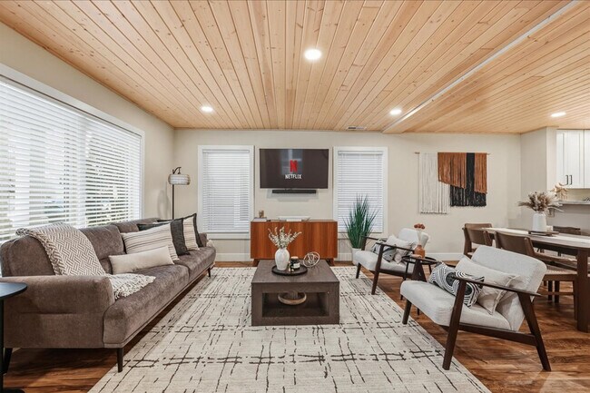 Foto del edificio - 1434 S Euclid Ave