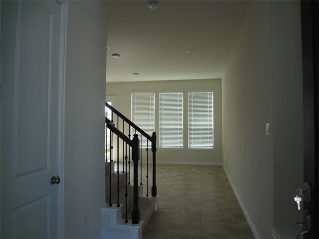 Foto del edificio - 1638 Ryon Falls Dr