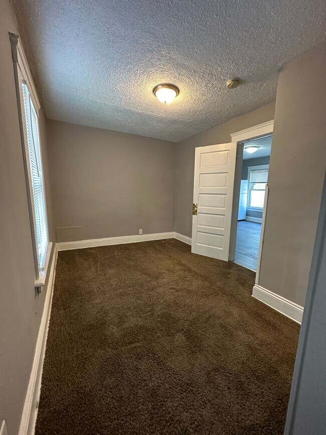 2064 Halstead Ave, Lakewood, OH 44107 Townhome Rentals in Lakewood OH