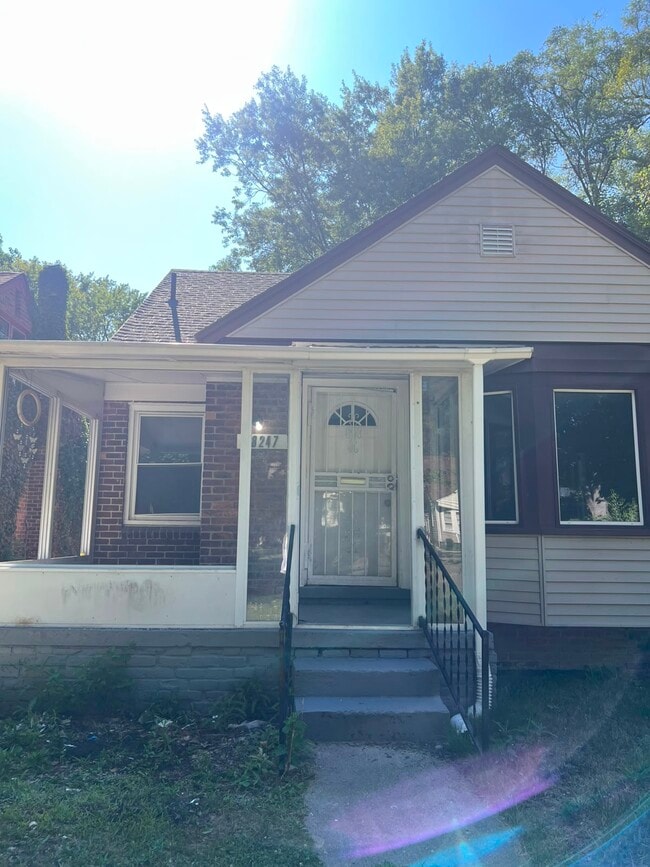 Building Photo - 18247 Patton St