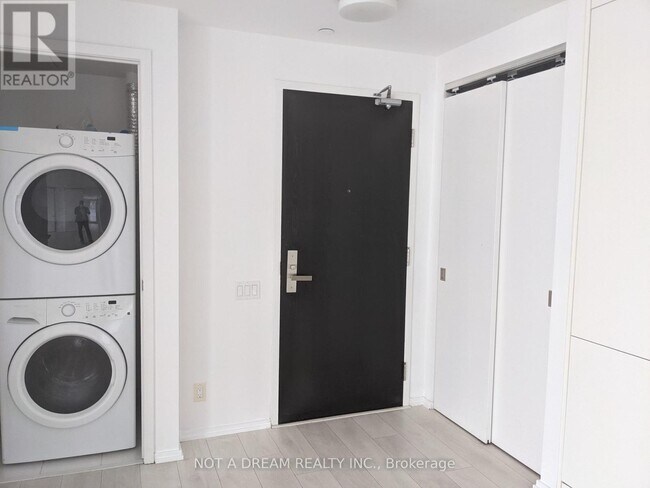 Photo du bâtiment - 125 Peter St