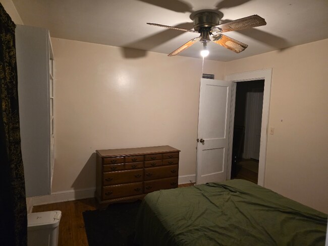 Foto del edificio - 10 Hillside Dr