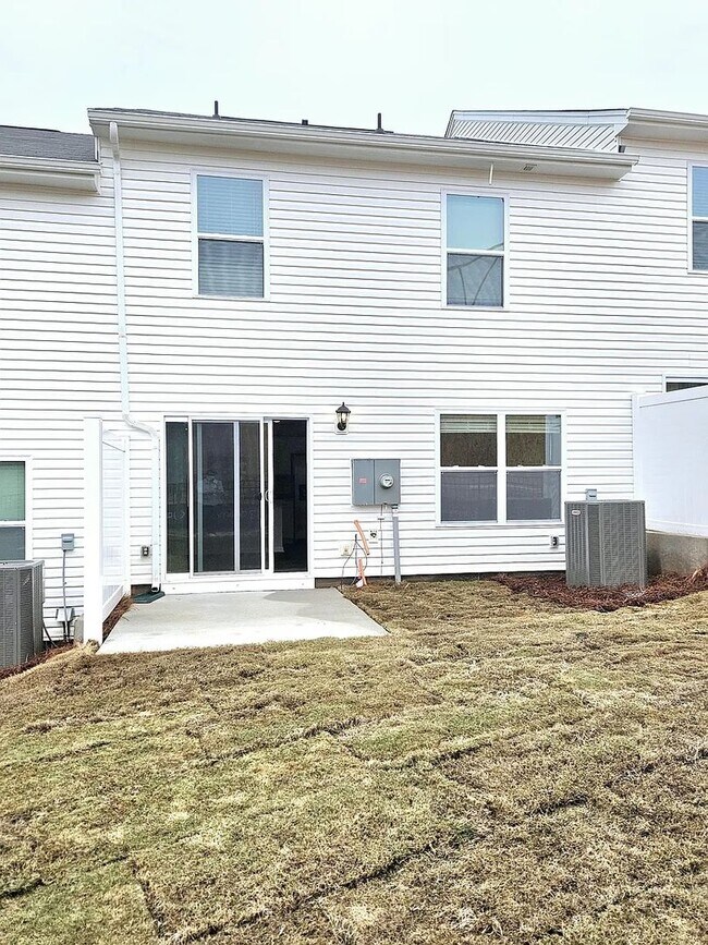 Building Photo - 6109 Faron Wy