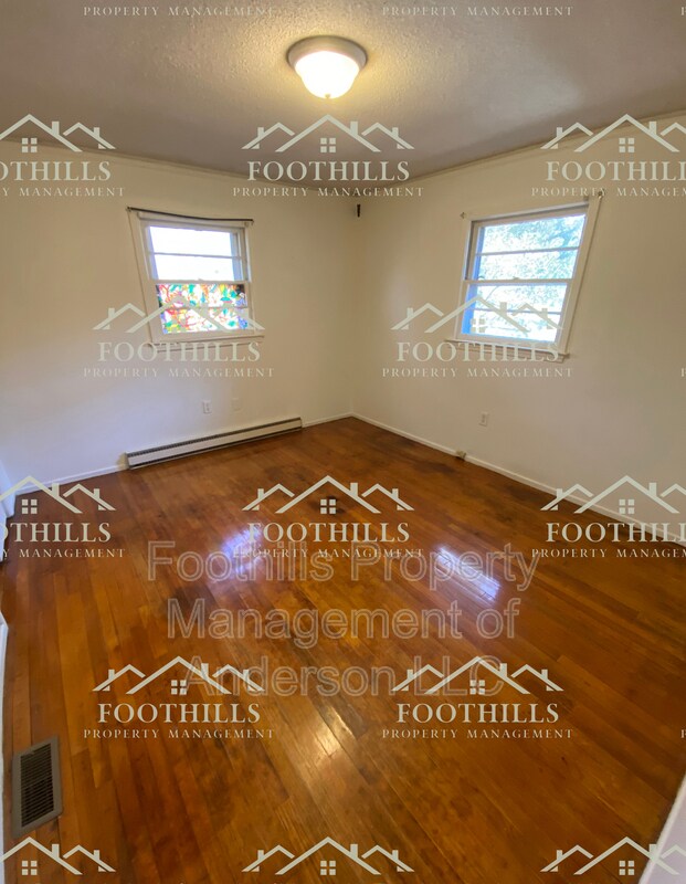 Building Photo - 418 W Fredericks St