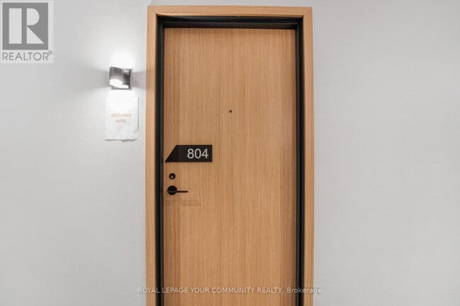 Building Photo - 35 Parliament St