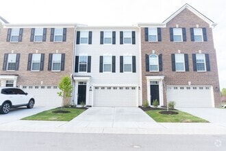 Building Photo - 7028 Sunstone Pl