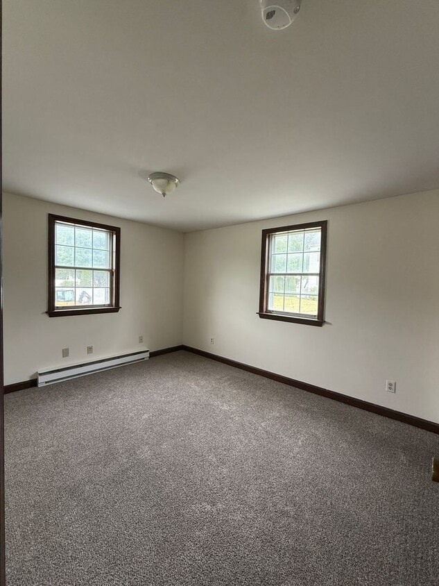 Building Photo - 35 Groton School Rd