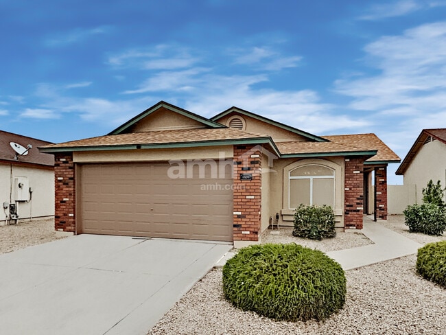 Building Photo - 5305 S 27th Dr